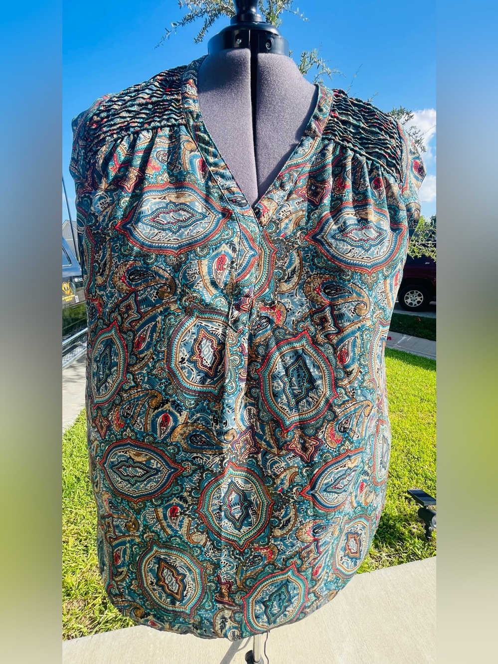 Daniel Raine Bohemian Paisley V-Neck Sleeveless Women’s Top - Teal Multi 2x
